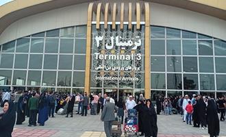 بازگشت اولین گروه زائران عمره استان به مشهد مقدس پس از ۱۰ روز 