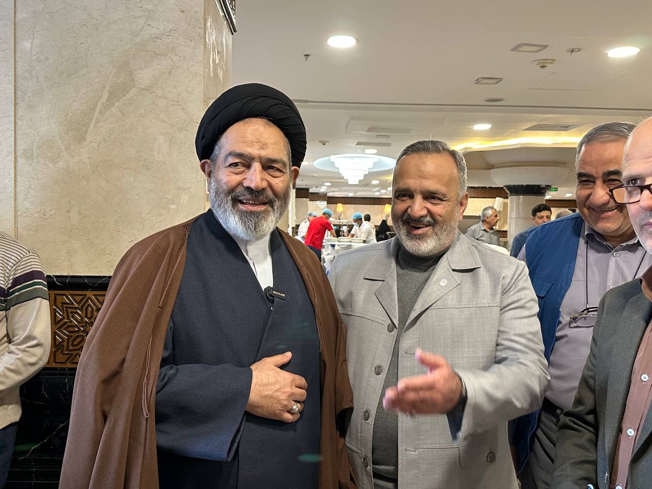 بازدید سرپرست حجاج ایرانی و رئیس سازمان حج از هتل‌های مدینه منوره/تأکید بر ارتقای خدمات و رضایت‌مندی زائران