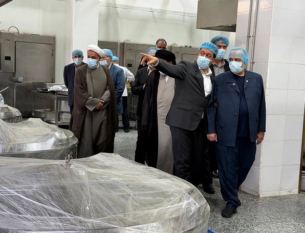 بررسی روند طبخ و توزیع غذای زائران ایرانی در مکه مکرمه