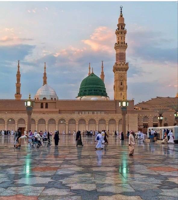 توصیه به همراه داشتن لباس گرم برای زائران عمره در مدینه منوره