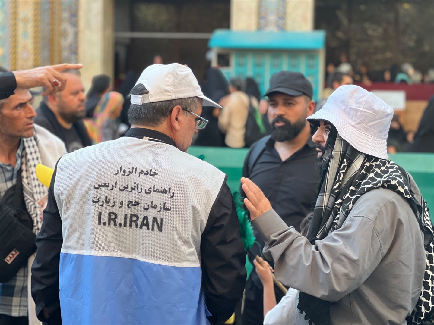خادمین افتخاری اربعین در کربلای معلی 